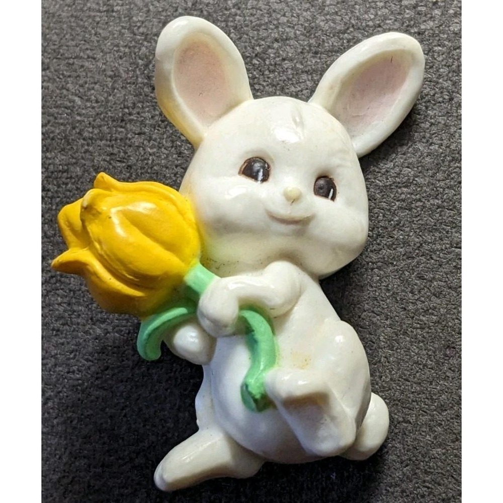 Vintage Hallmark White Bunny Pin Easter 1980's Egg Rabbit Spring‎